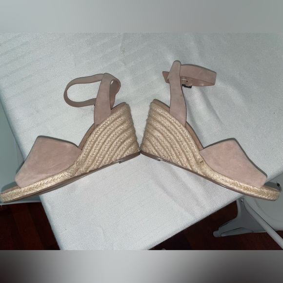 Vince Camuto Espadrilles Wedge Leather Taupe Ankle Strap Sandals - Picture 5 of 6